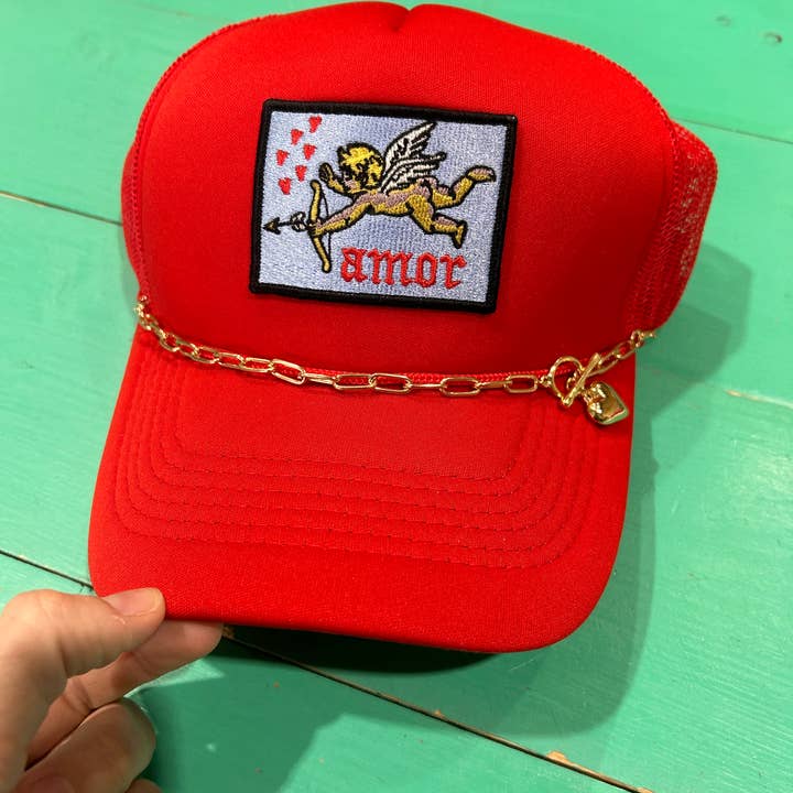 Vibes Hat Company - Wholesale Hat Accessory - Women's - Gold Heart Trucker Hat Chain | Love | Valentine Day |Hat Bar1