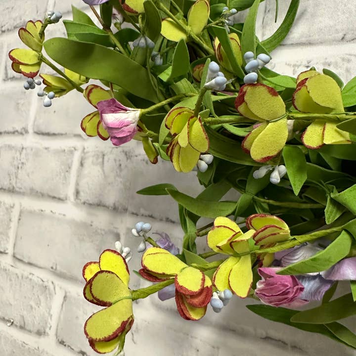 Buckeye Craft Co. - Vendita all'ingrosso Ghirlanda - Ghirlanda di 20" con Mix Primaverile e Foglie Verdi1