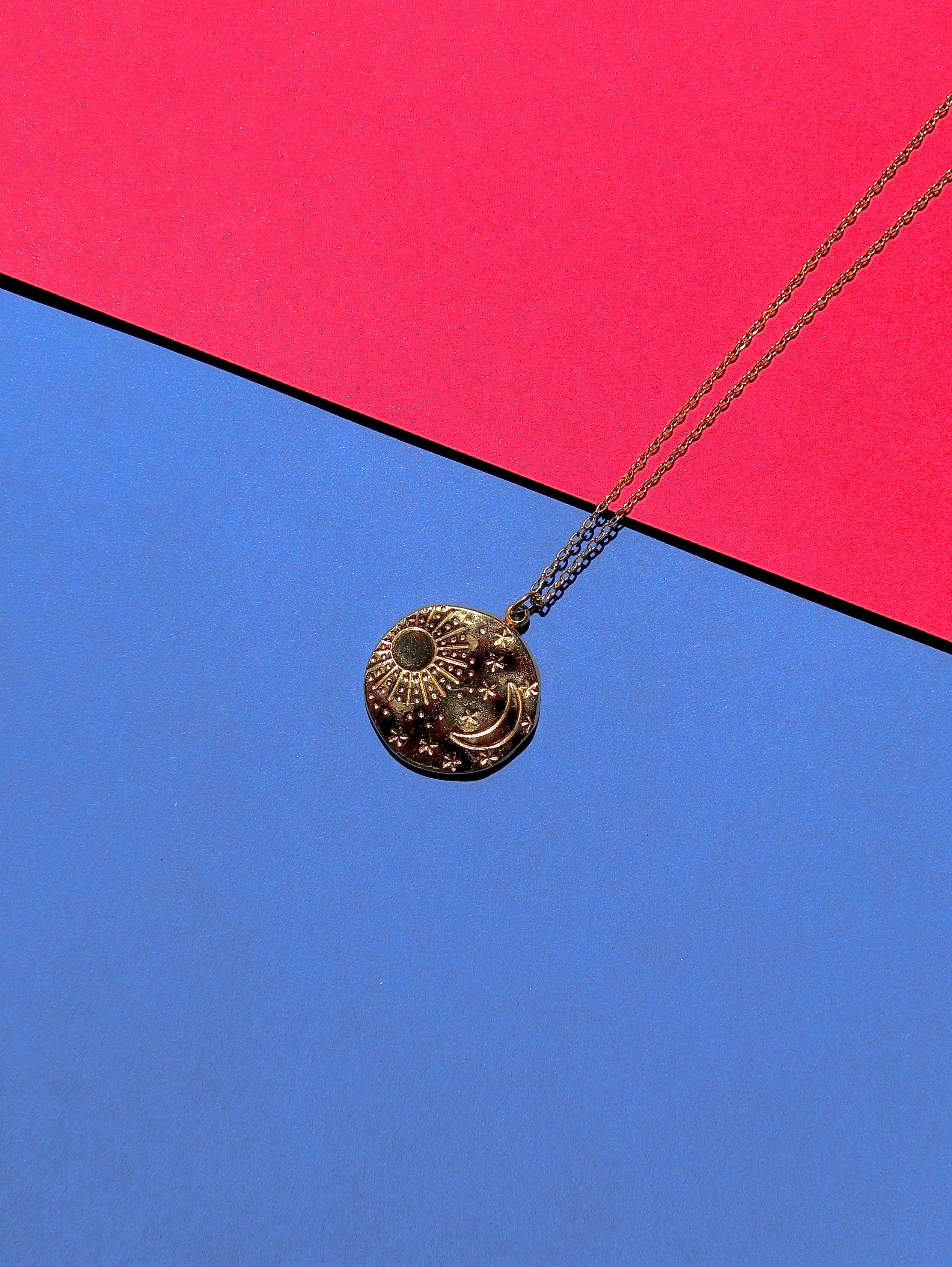 Bali Soul - Wholesale Halskettinghanger - Luna zon- en maan hanger ketting van goud2