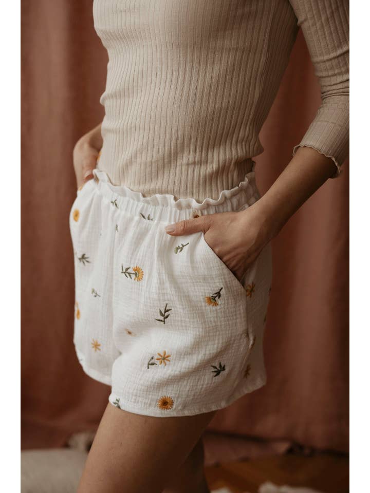 Evelina Apparel - Wholesale Shorts - Women's - Embroidered Muslin ruffle shorts / spring floral - ivory1
