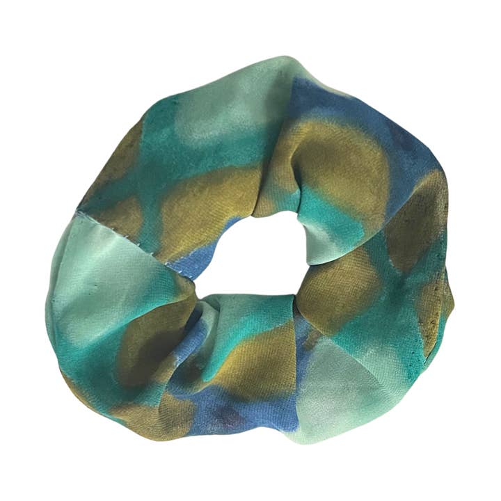 Chouchou bleu Tie Dye pour la vente par Trash Bandit NYC