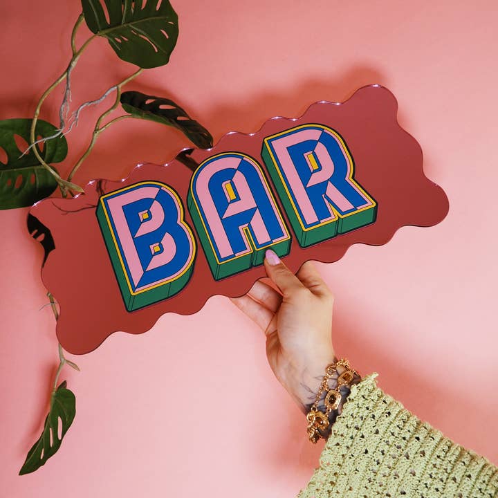 Printed Weird – wholesale Sign – Bar Wavy Mirror Sign - Playful Pink