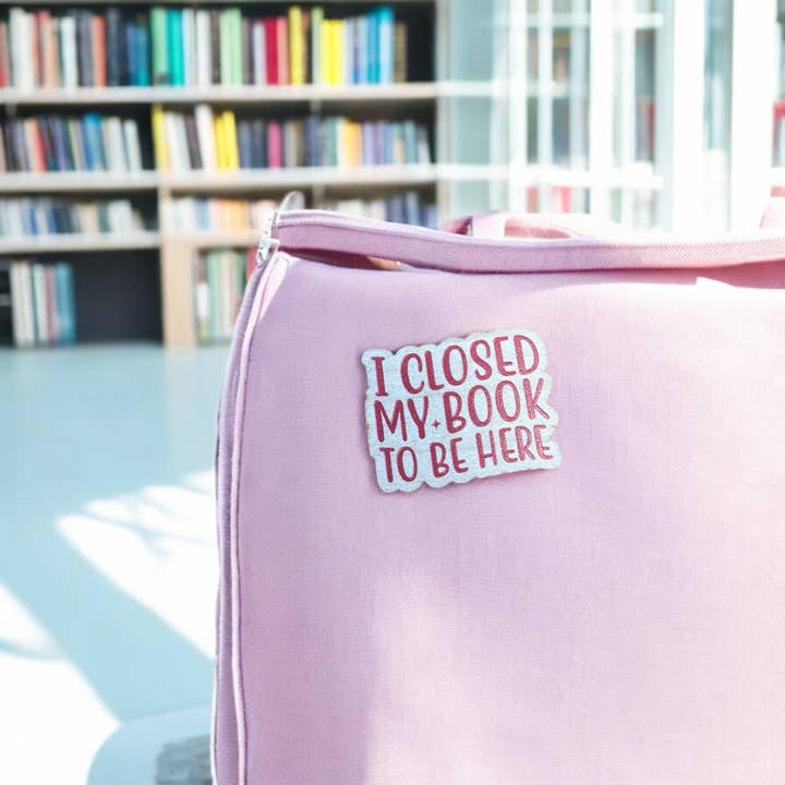 The Enamel Pin Factory – wholesale Lapel pin/button – I Closed My Book To Be Here - Wooden Pin Badge2