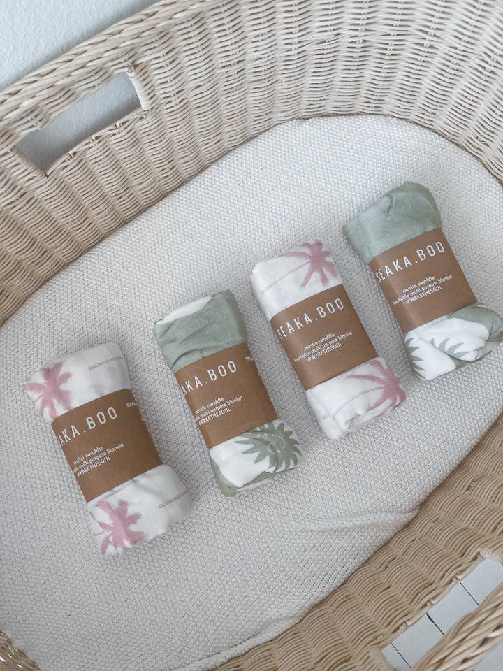 Seaka Boo - Wholesale Swaddle - Baby - WRAP ~ Bamboo/Cotton ~ Pink Palm Tree