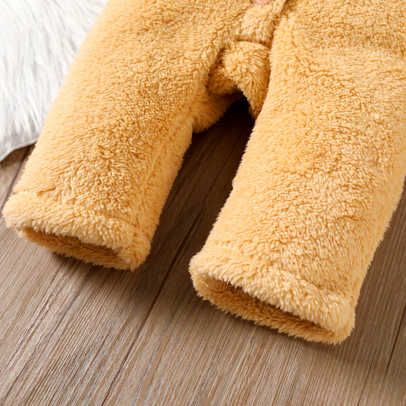 PatPat - Vendita all'ingrosso Tutina - Neonati - Tuta con cappuccio a maniche lunghe in tinta unita spessa Fuzzy da bambina6