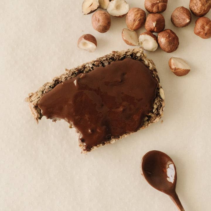 JOLLY MAMA - Venta al por mayor Cremas de frutos secos - Una crema para untar rica en omega 3 (DHA), avellanas y cacao