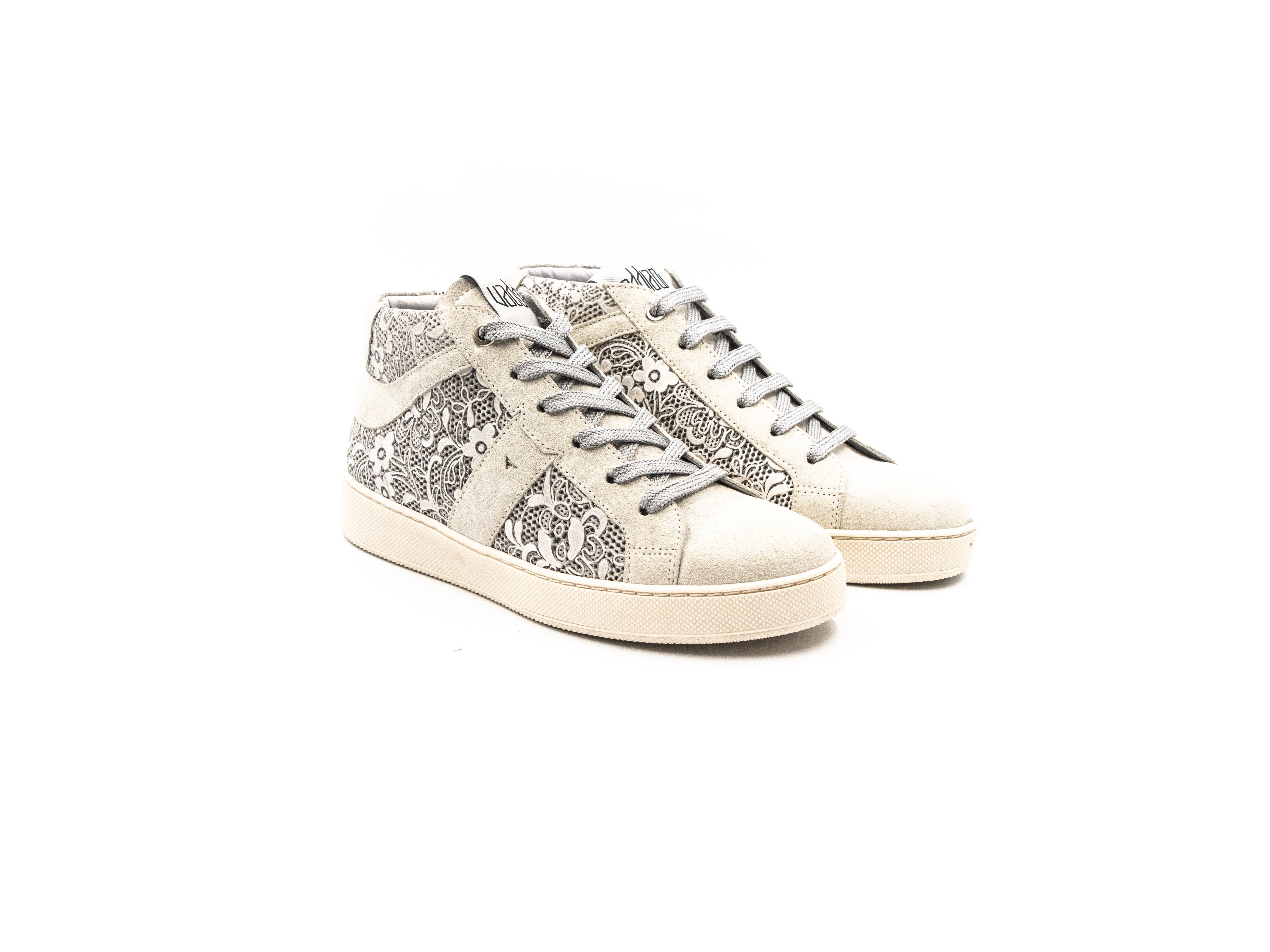 BLUMEN ODER WEISS Asha für den Großhandel auf Faire2