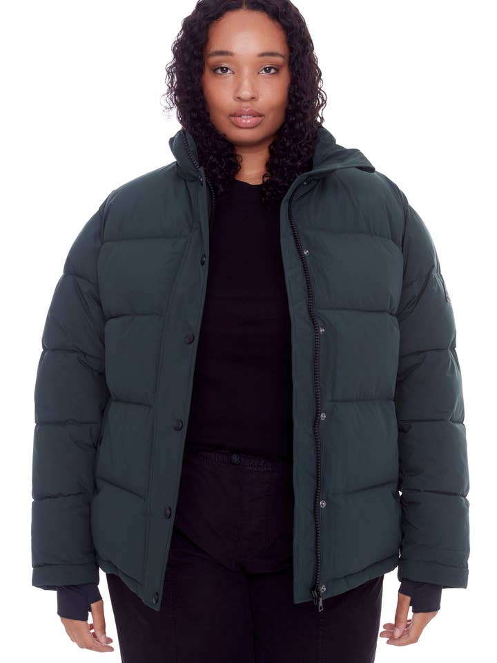 FORILLON PLUS | WOMEN'S VEGAN DOWN (RECYCLED) SHORT QUILTED PUFFER JACKET, DEEP GREEN (PLUS SIZE) for wholesale by Alpine North CA