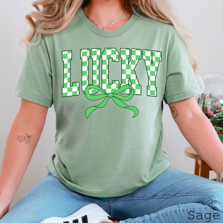 Lucky Coquette St. Patrick’s Day Grafik-T-Shirt | Bella Canvas für den Großhandel von Shoppe SHC