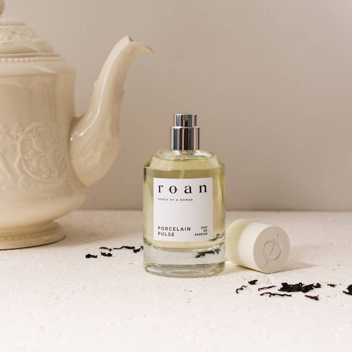 Roan Fragrances - Wholesale Perfume/Eau de Toilette - Porcelain Pulse Eau De Parfum | Darjeeling Tea, Fruity Amber1
