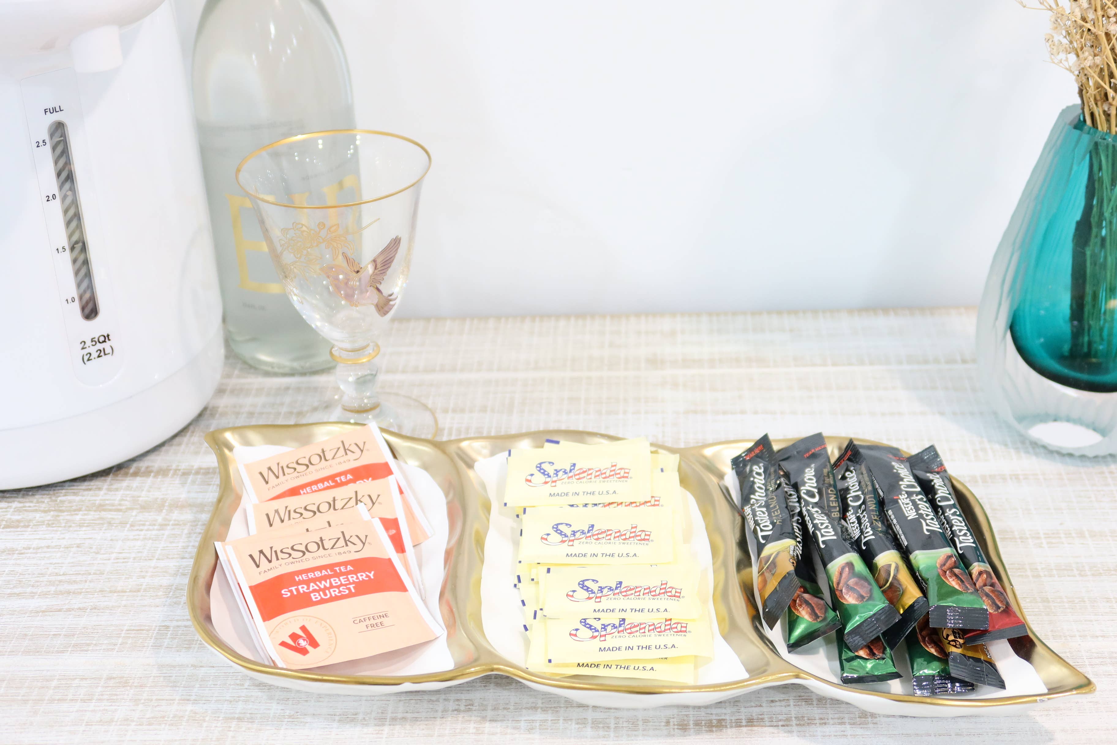 CLASSIC TOUCH DECOR INC. - Wholesale Condiment/Dip Bowl - Porcelain White Relish Dish1