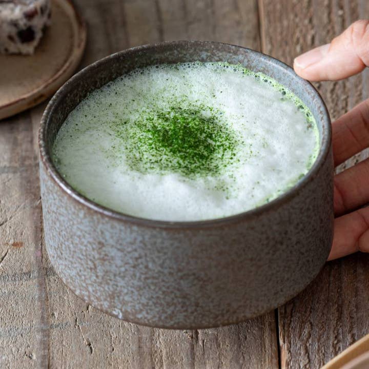 Chacha Surisuri Kurumizome Small Matcha Bowl for wholesale by Yamani