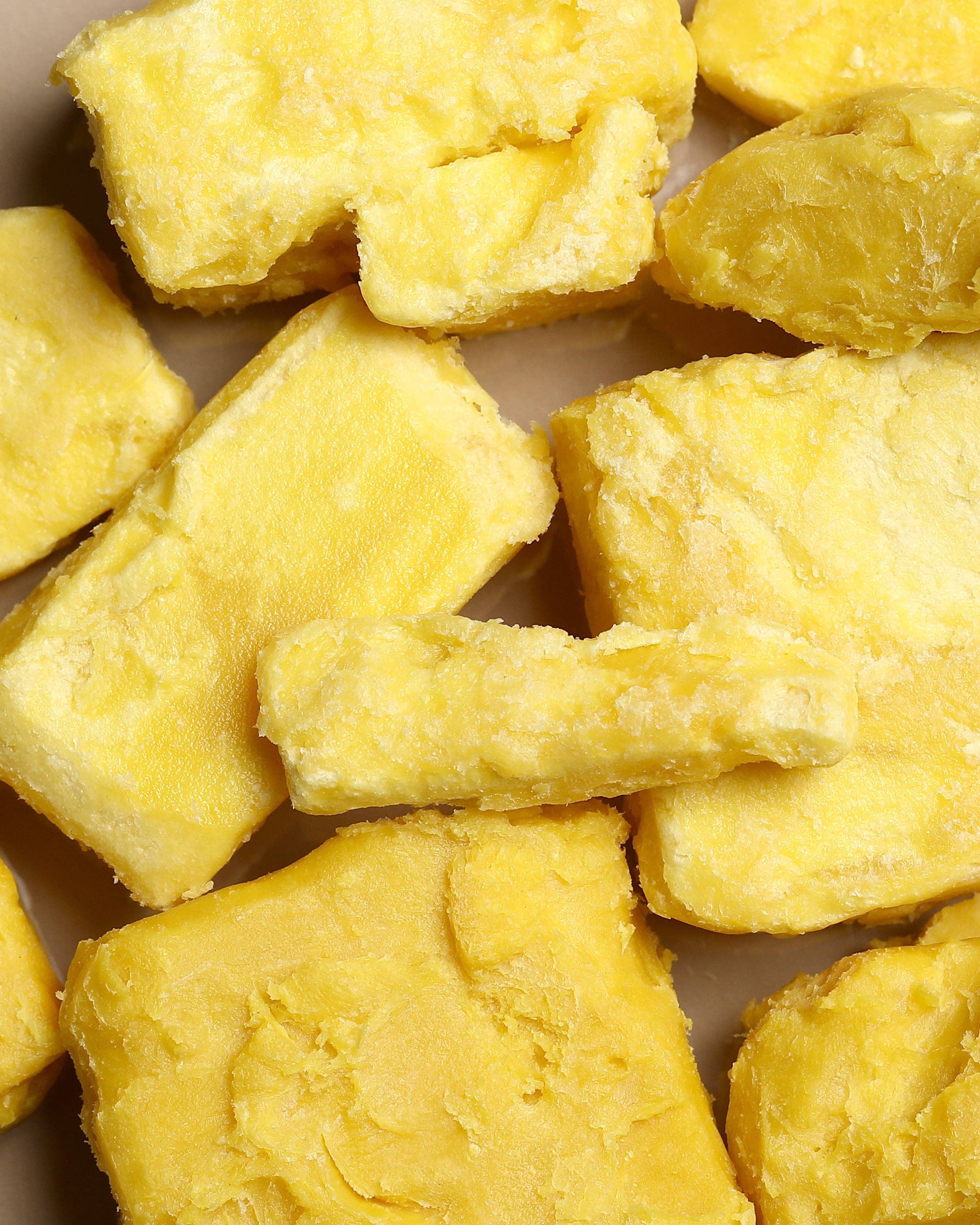 Ashanti Naturals - Vente Baume/beurre pour le corps - ASHANTI NATURALS Beurre de Karité Jaune 100% - En morceaux1