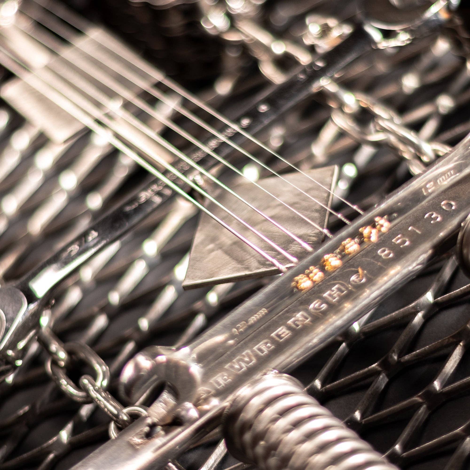 Metal Relic - Wholesale Sculpture - "The Classic" Metal Electric Style Guitar Sculpture Heavy Metal Wall Art2