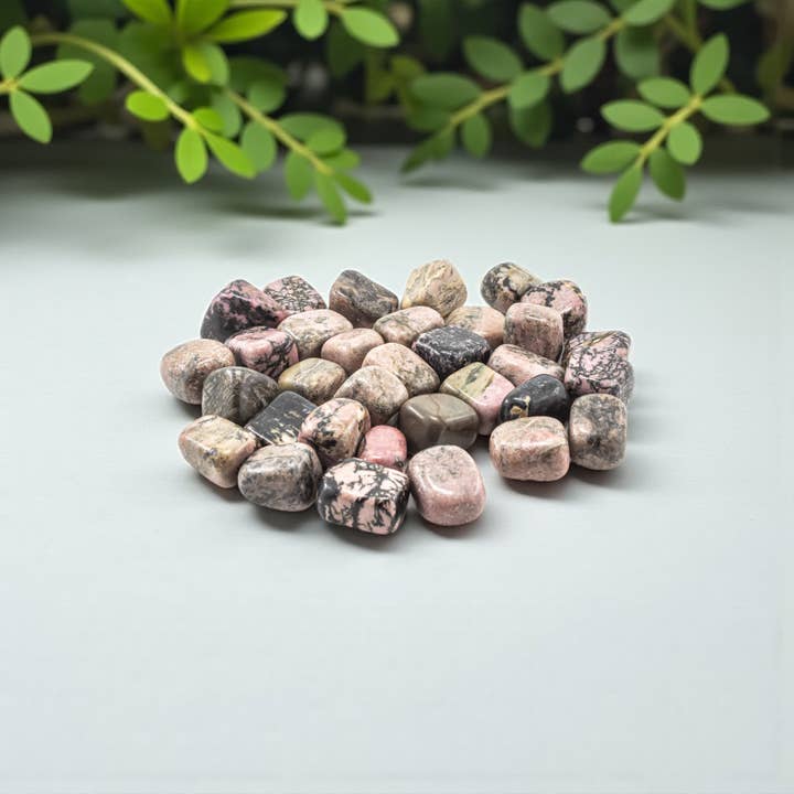 Quasar Gems USA – Großhandel Spiritueller Stein/Kristall – Rhodonit getrommelt 20-30mm 1KG/2lbs