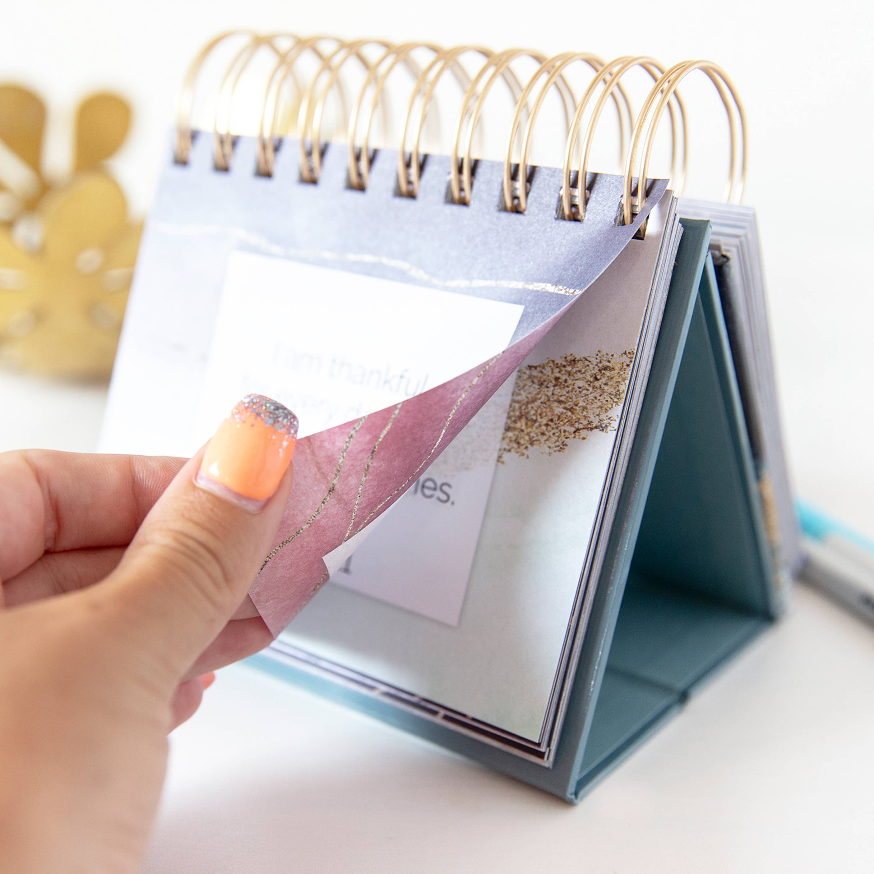 bloom daily planners - Wholesale Calendar - Positive Affirmations Daily Desk Easel11