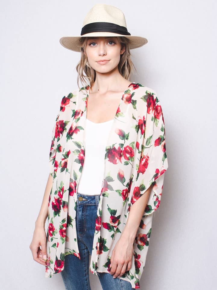 Cardigan kimono en mousseline imprimée florale pour la vente par Good Stuff Apparel