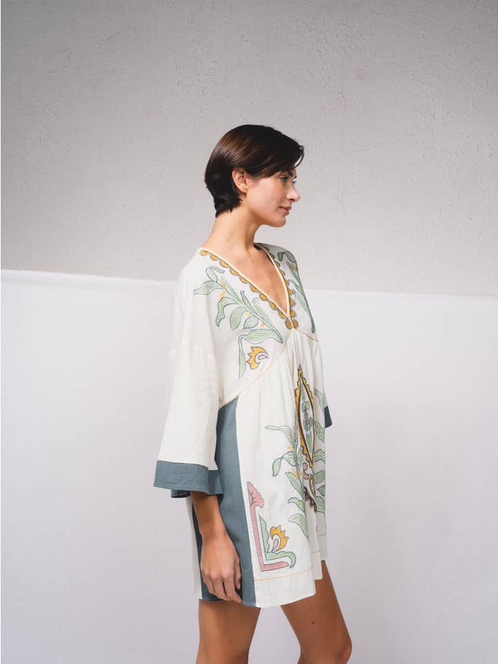 Pärla Kort tunikaklänning med broderi för wholesale på Faire2