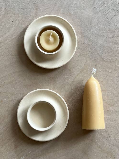 Grand photophore en grès blanc mat pour la vente par Eleanor Torbati Ceramics