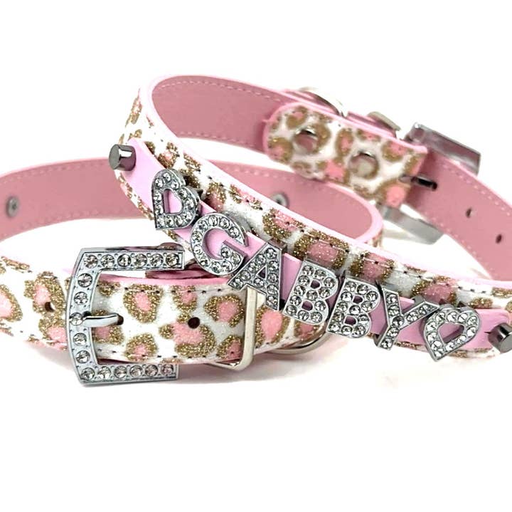 Collier personnalisé pour animaux | Rose vanille léopard pour la vente par House of FurBaby