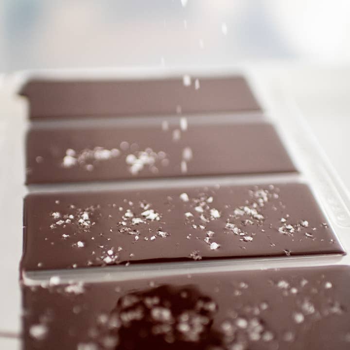 Spinnaker Chocolate - Wholesale Chocolate Bar - 70% Madagascar with Sea Salt2