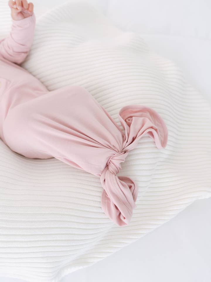 Stroller Society - Wholesale Babygown Set - Baby - Newborn Knotted Baby Gown, Bow, Hat Set - Baby Clothes Girl