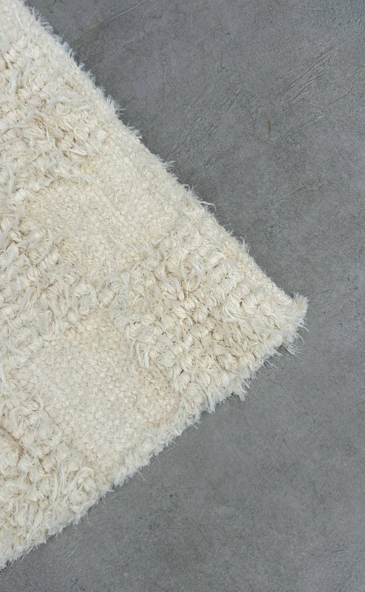 AFK Living - Wholesale Area Rug - Hand-woven recycled cotton rug SUAVE7