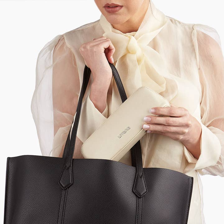 Livana - Wholesale Makeup/Cosmetic Bag - Livana PerfectTemp Leather Makeup Bag - The Minimalist11