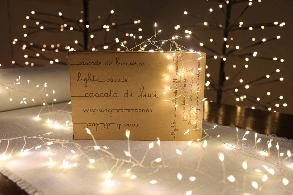 Fiorirà un giardino - Wholesale String Lights - 300 LED Waterfall Current Int/Ext Plug 3 M1