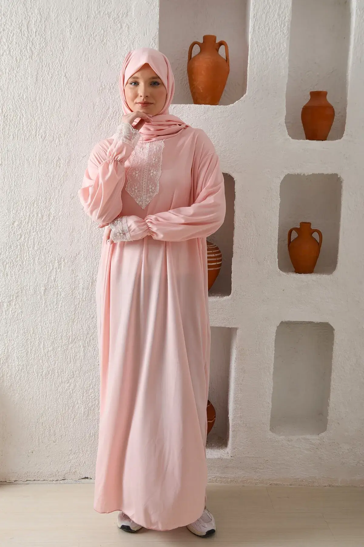 Meyran - Vente Hijabs – femme - Robe abaya saisonnière avec foulard intégré - options de couleur1