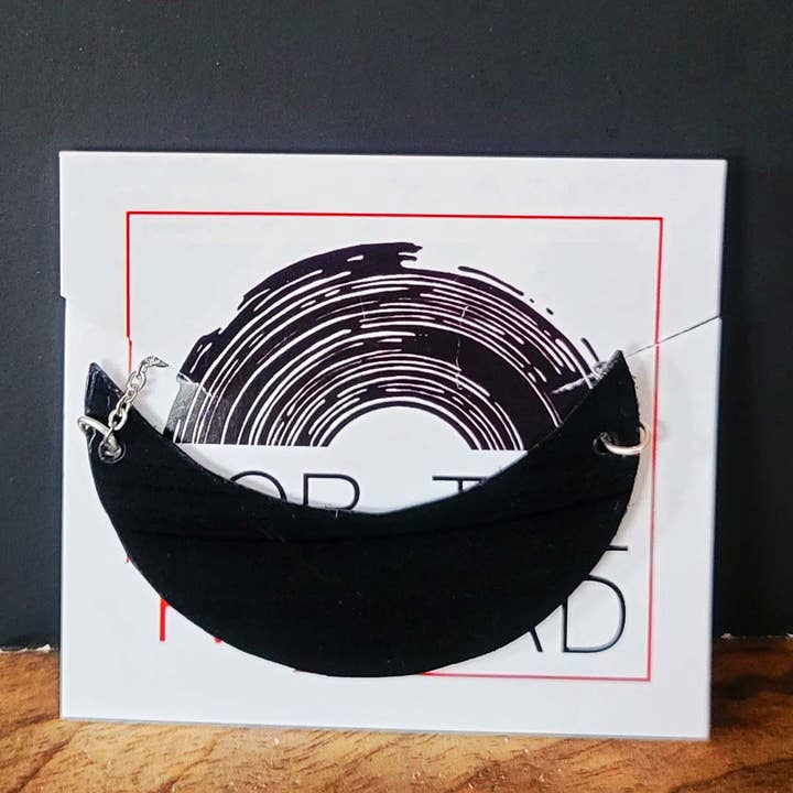 Bruno Geometriskt Vinylskivshalsband för wholesale av For the Record