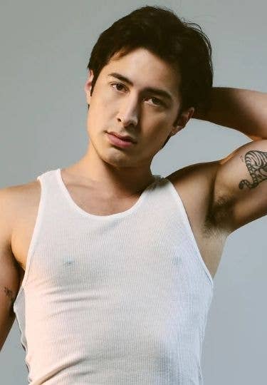 ElectraMakes – Porta-chaves - Mulher por atacado – Porta-chaves Meme Brilhante: Amuleto de Bolsa Personalizável de Cultura Pop35