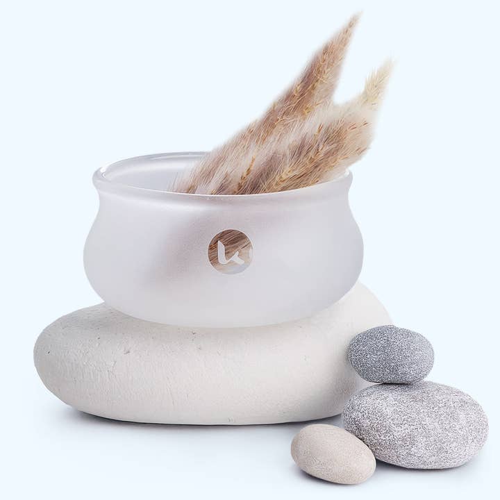 Beauty Tools | Bol mélangeur en verre soufflé de qualité laboratoire 2,5" pour la vente par Katari Beauty