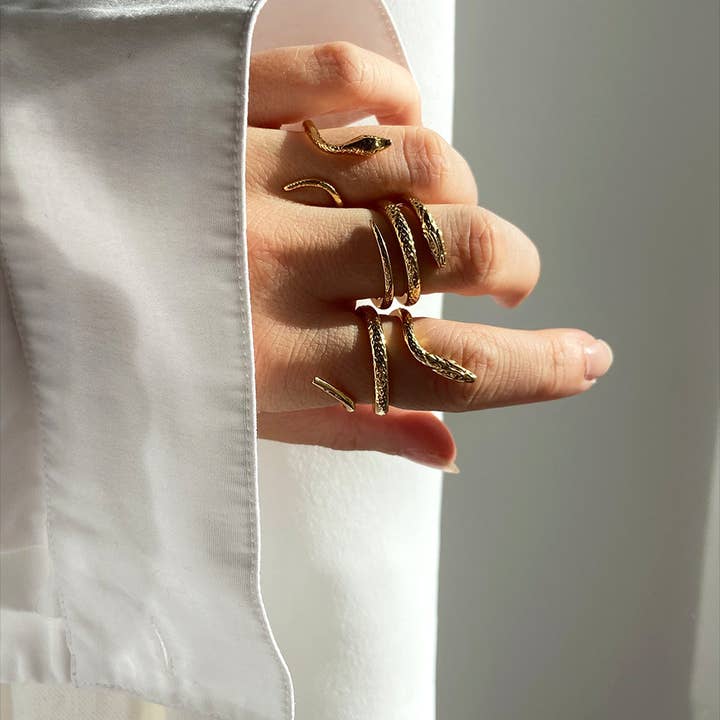 HELLES - Wholesale Cocktail/Statement Ring - FINE SNAKE RING5