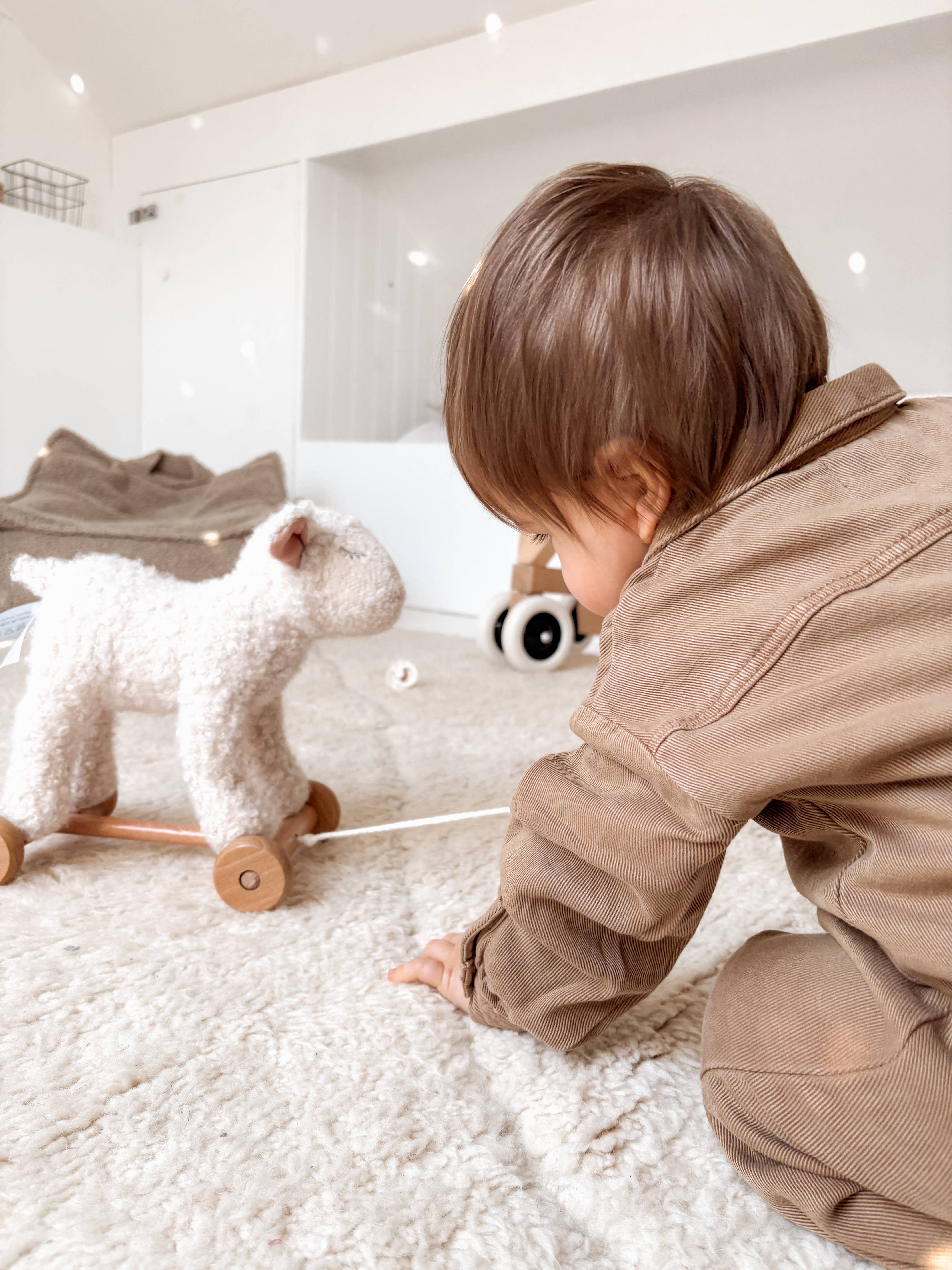 Egmont - Wholesale Classic Toy - Kids - Pull-Along Mary2