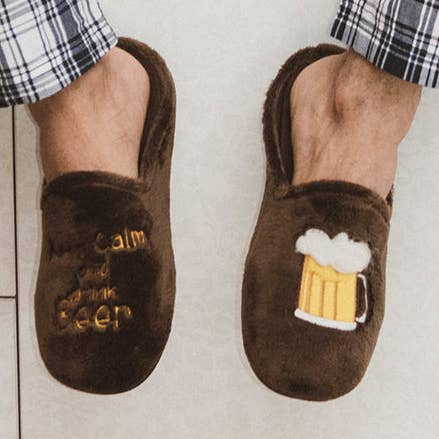 Marpen Slippers - Wholesale Slippers - Women's - “Keep Calm and Drink Beer” Brown Slippers0