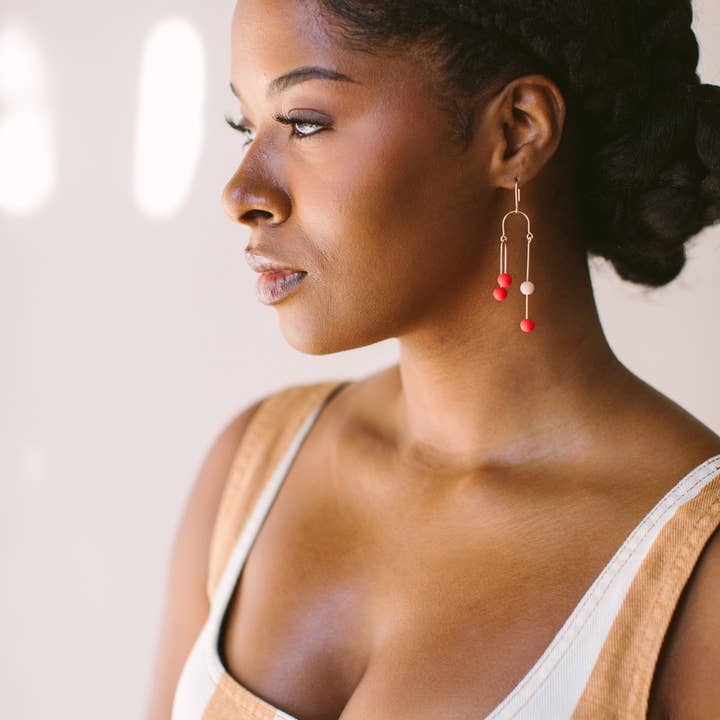 Twenty Two West - Vendita all'ingrosso Orecchini pendenti - Orecchini Mod Mobile SS251