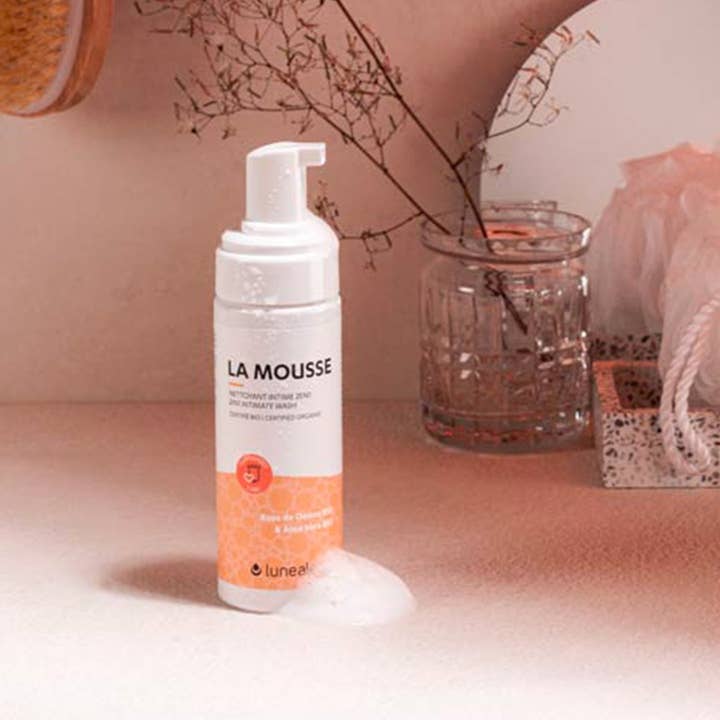 Luneale – Engroshandel Intimserviet – La Mousse BIO - Intim rengøringsmiddel+menstruationskop