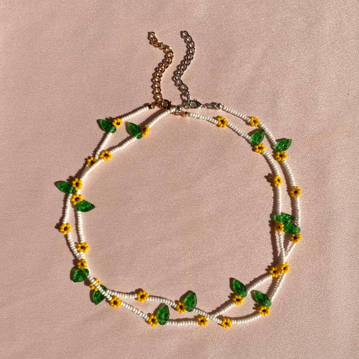 Lil Things Shop - Wholesale Beaded/Pearl Necklace - Sunflower Necklace0