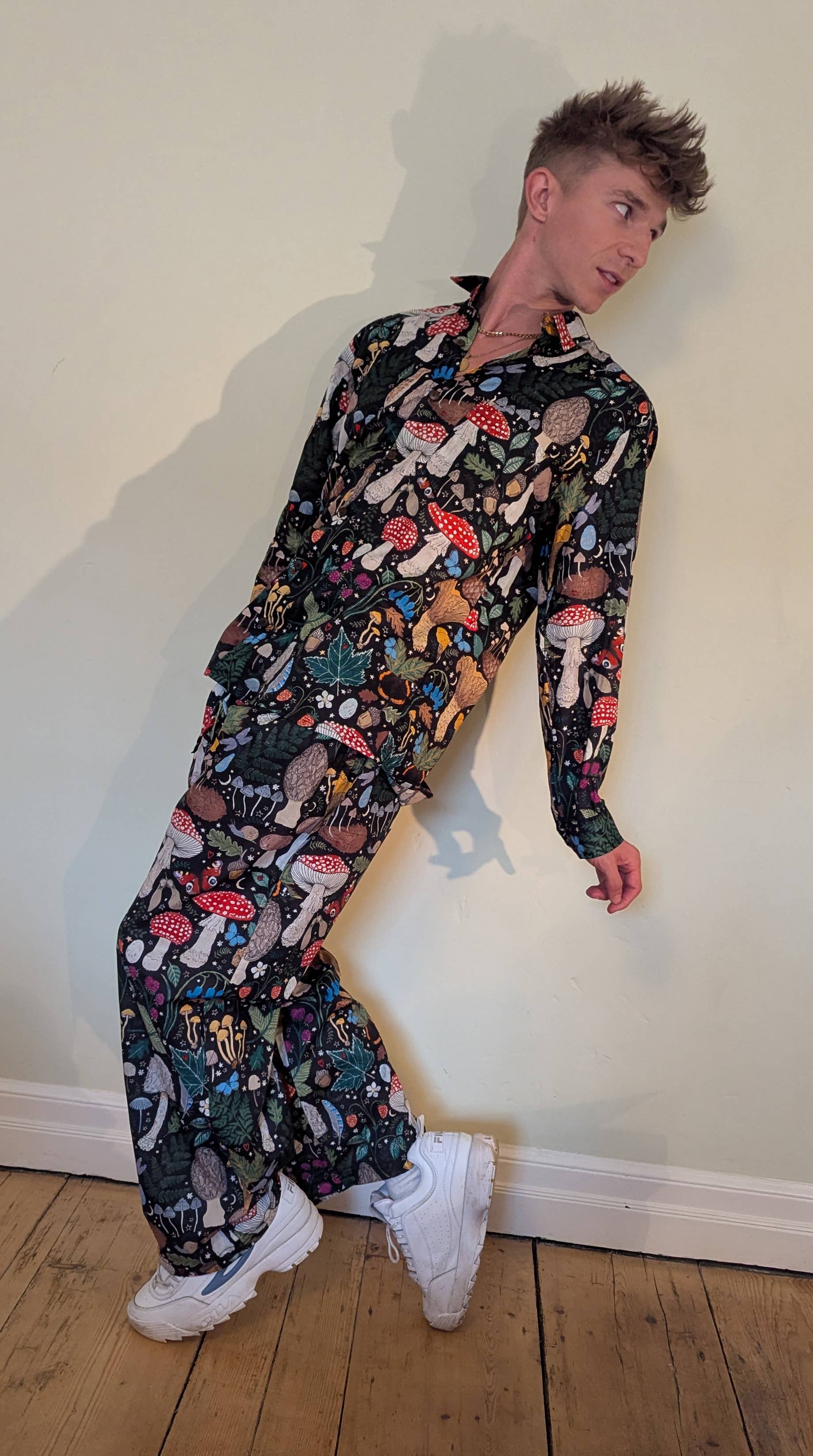 Emma's Emporium – wholesale Buttoned-down shirt – Unisex – AW2503 Unisex Toadstool Mushroom Print Cotton Shirt6