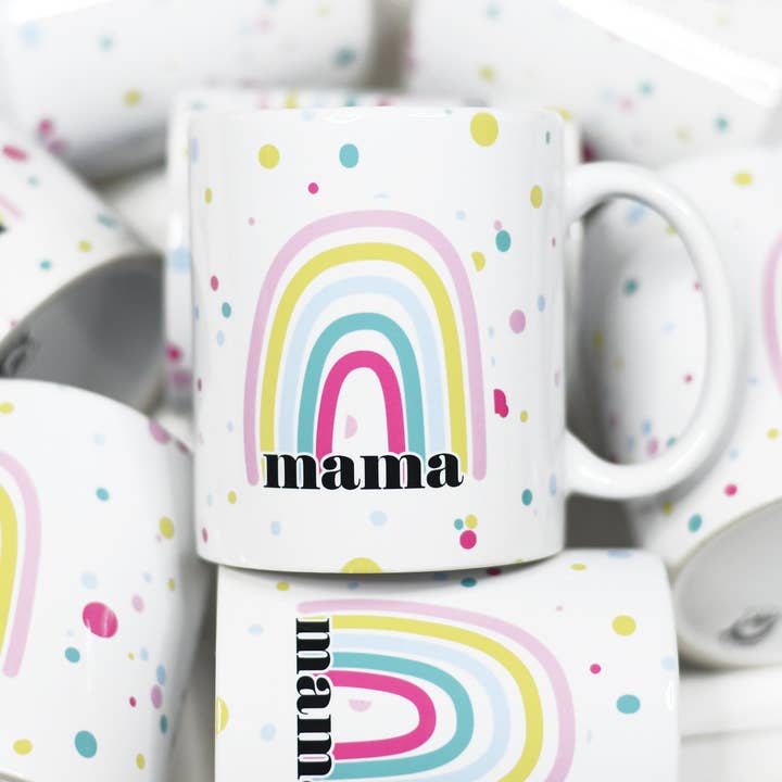 Mama Rainbow Tasse en céramique pour la fête des mères pour la vente par Mugsby