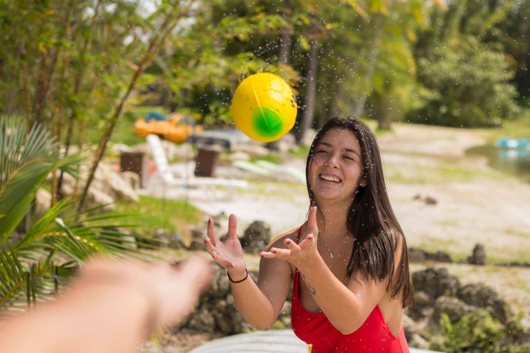 Stream Machine - Wholesale Beach/Pool Toy - Kids & Baby - Geyser Guys 9" Outdoor Pool & Beach Football4