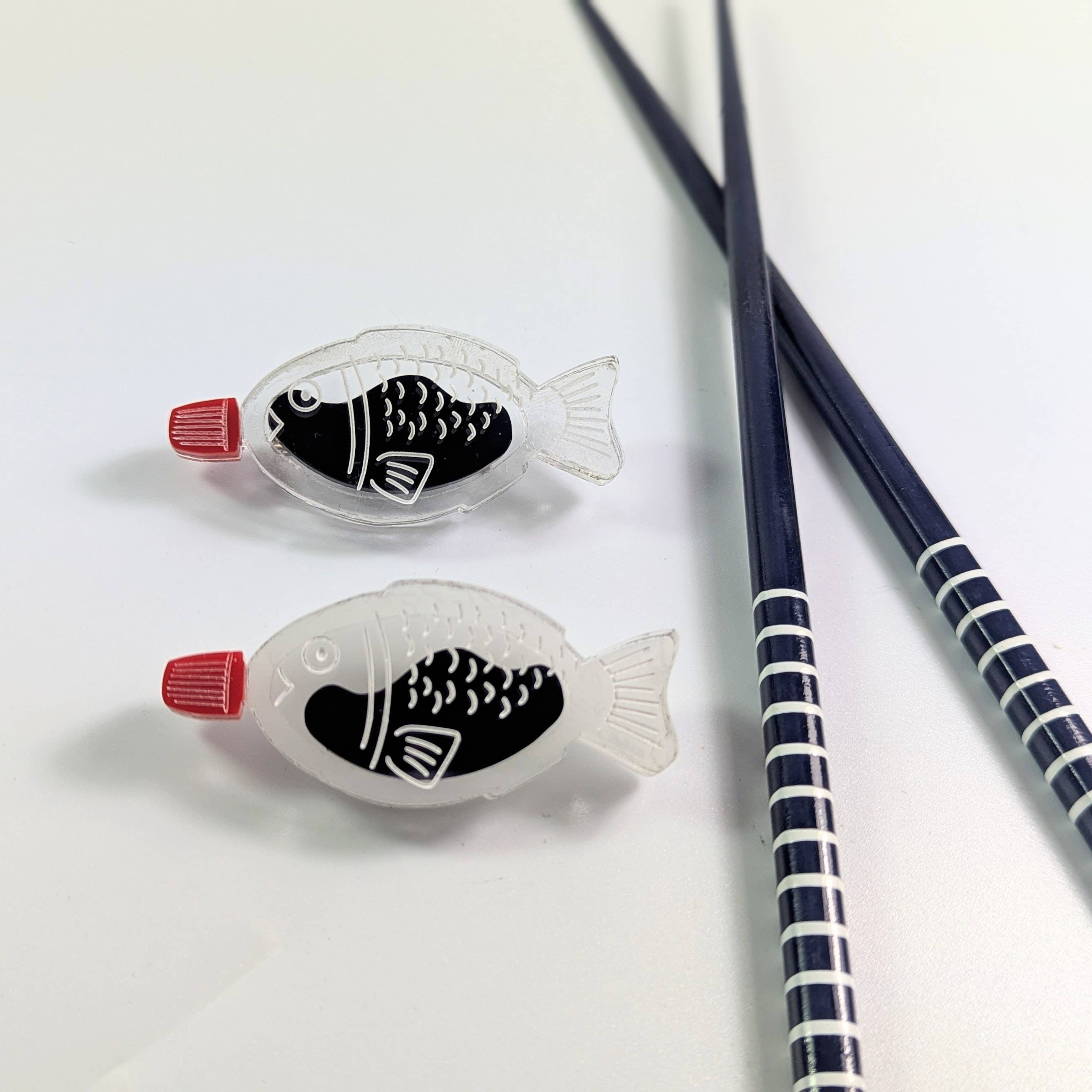 Chikai Shop - Vente Broches - Broche bouteille de poisson sauce soja Japon sushi acrylique à emporter7