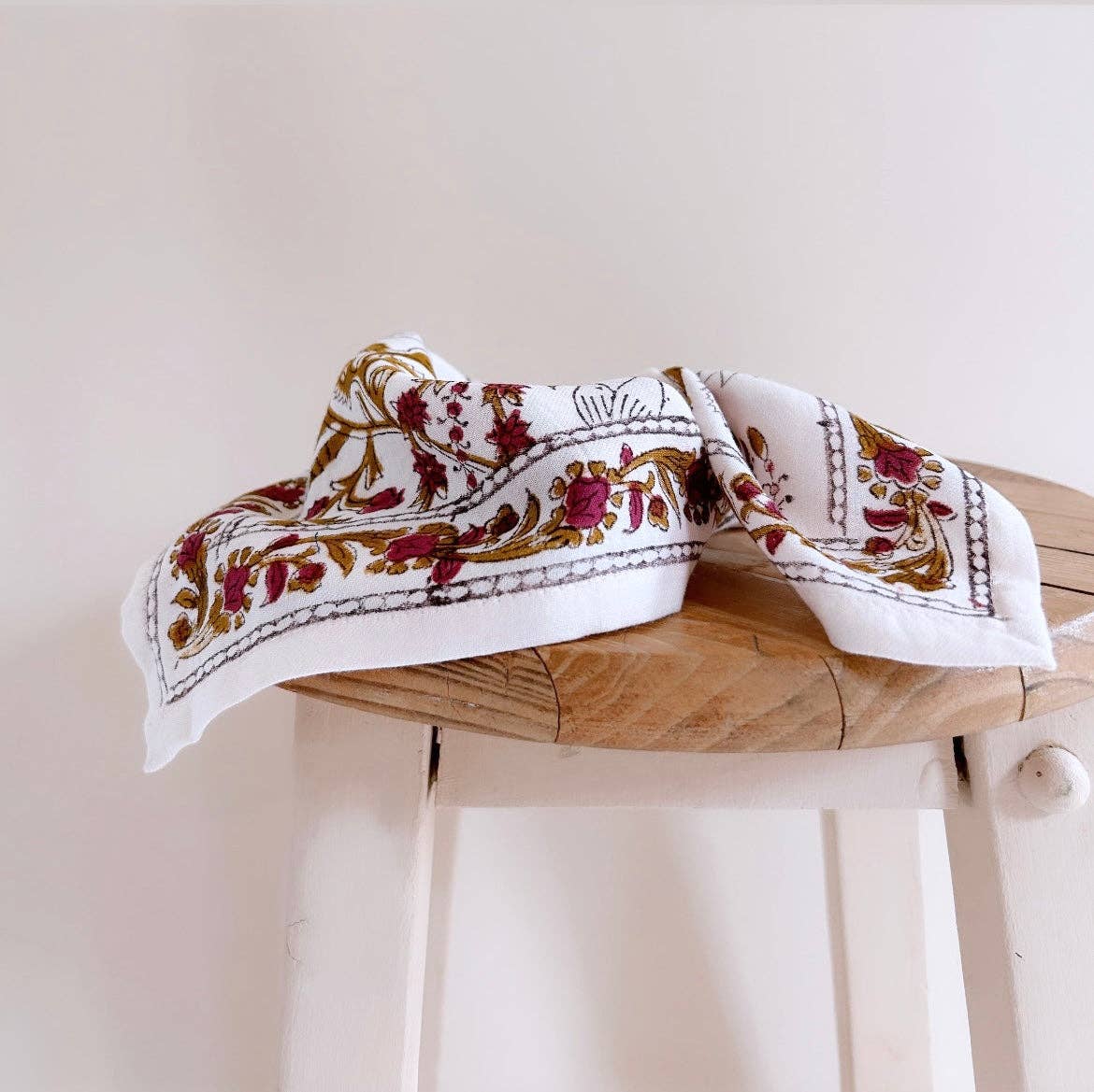 SO FAMILY - Venta al por mayor Bufanda - Niños - Pañuelos para bebé y niño Delhi Nudes 50 cm1