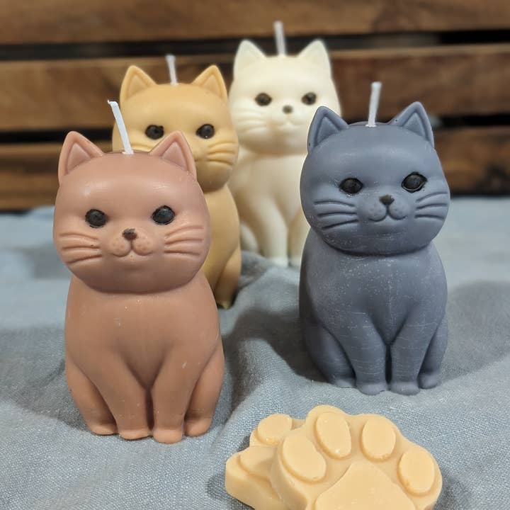Fat Cat Candle Decor For Cat Lovers for wholesale by JaaM