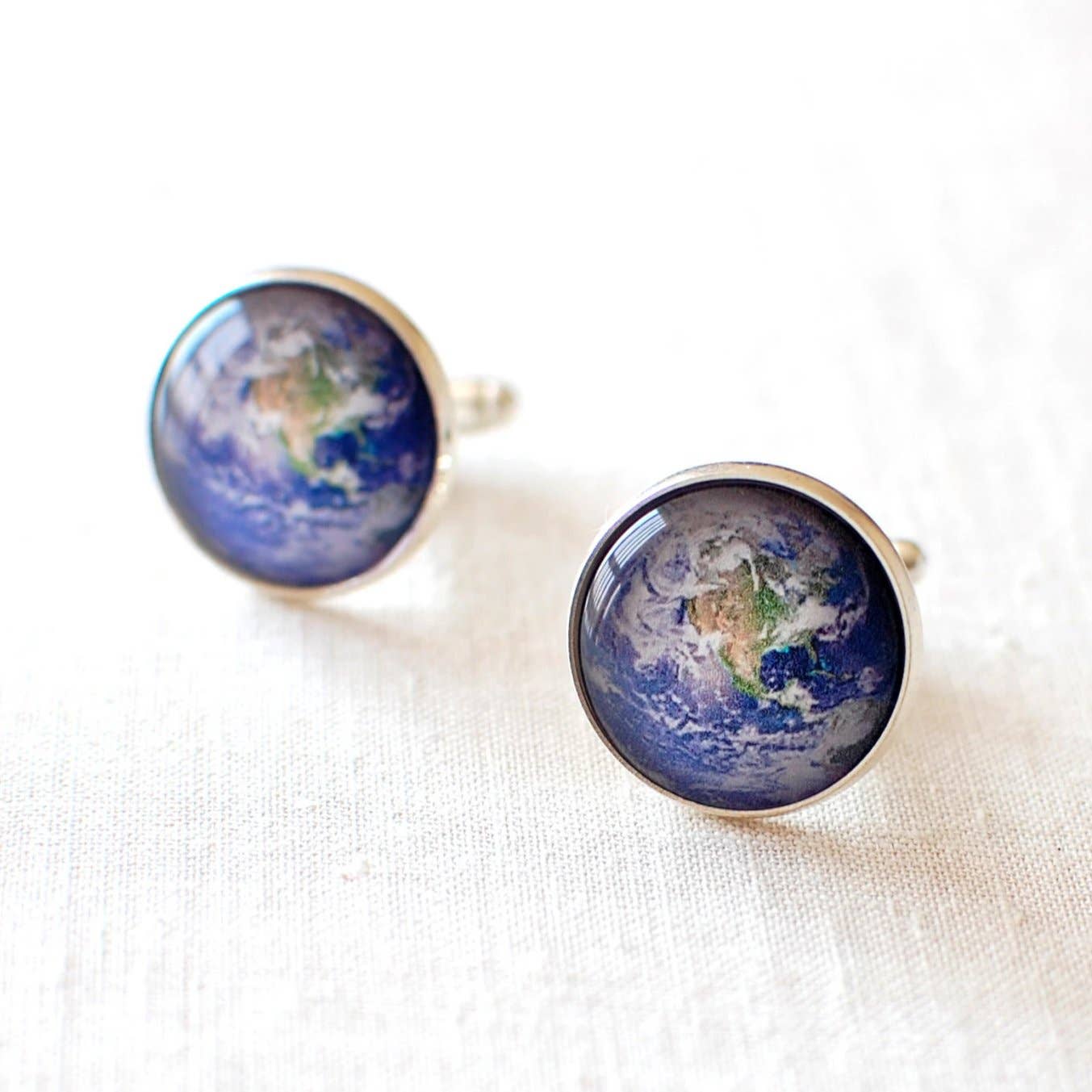 Juju Treasures - Wholesale Cufflinks - Planet Earth Cufflinks