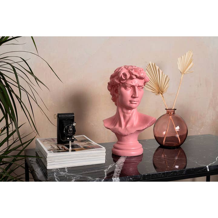 Gdeco - Wholesale Sculpture - David Rosa Resin Sculpture 36Cm1