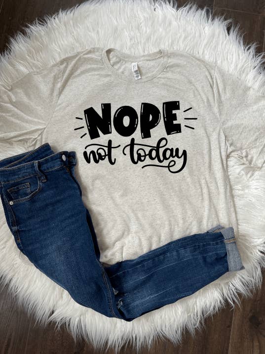 Fost & Found Design Co - Venta al por mayor Camiseta serigrafiada - Mujer - Camiseta adulto Nope Not Today