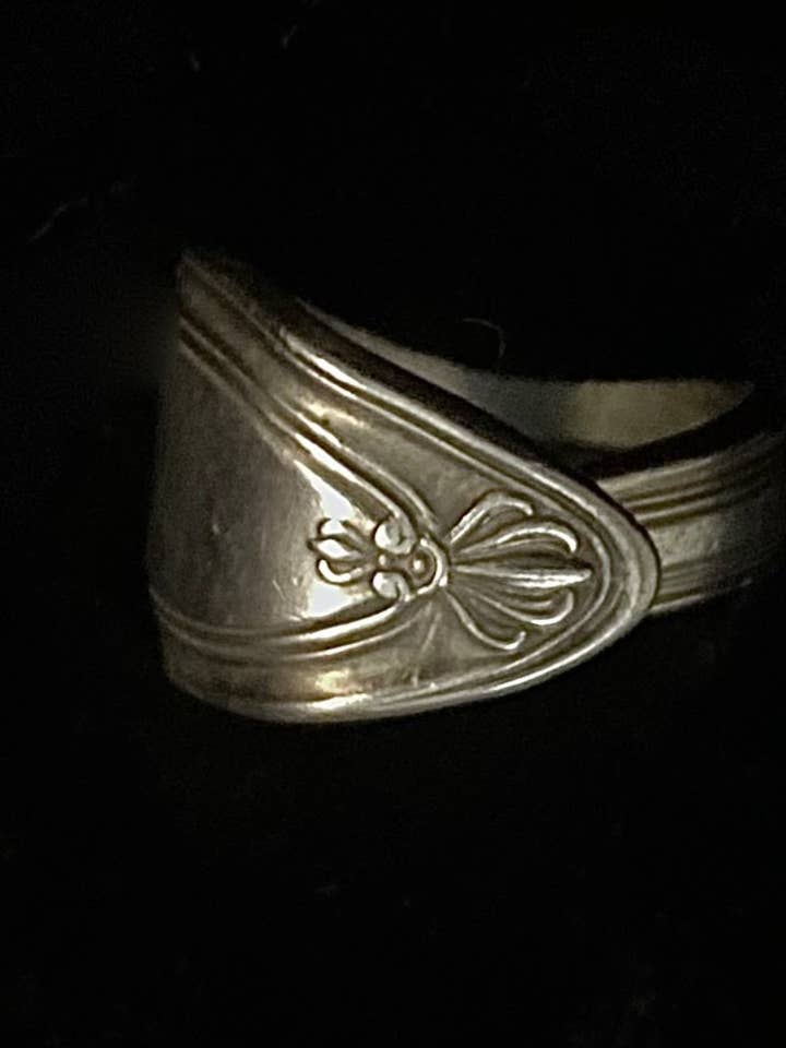 Bague Providence Spoon pour la vente par Fly Me To The Spoon