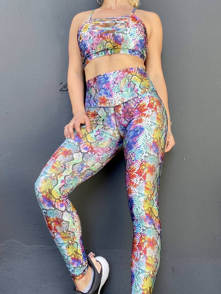 Carnival Cobra för wholesale av Abs2B Fitness Apparel